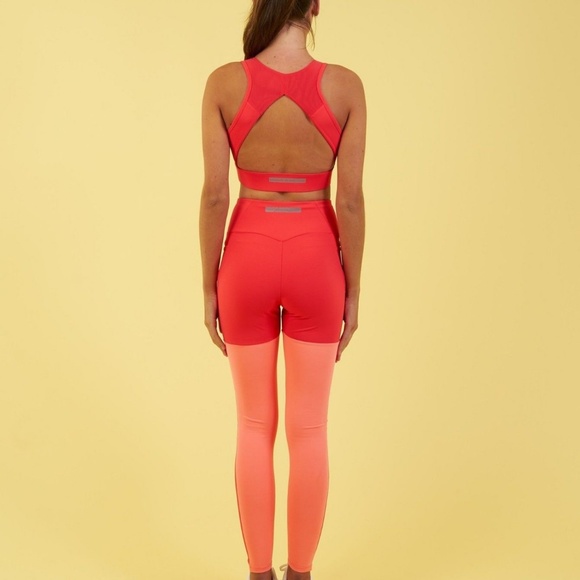 Gymshark Nikki B. Red Coral Dynamic Leggings, Med. - Picture 4 of 8